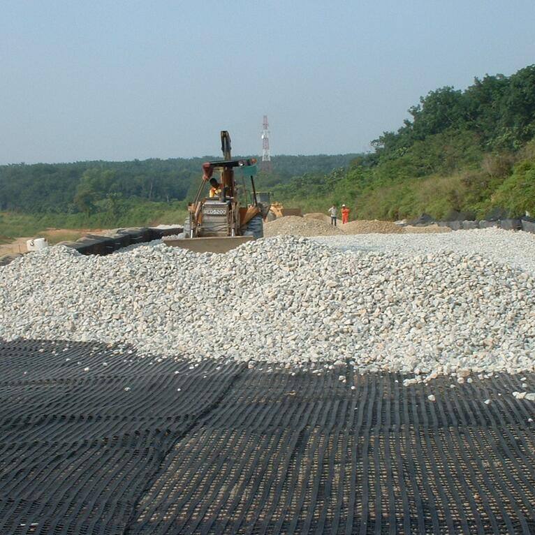 How to Choose the Right Geogrid for Your Gravel Driveway Project