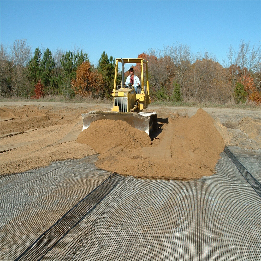 How Geogrid Solutions Improve Soil Strength and Reduce Erosion Risks