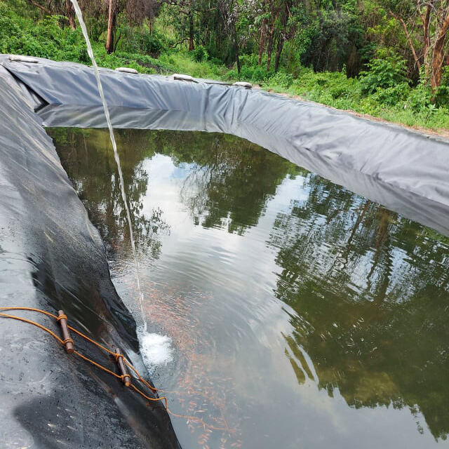 HDPE-kalvon asennus optimaalisen järven toiminnan varmistamiseksi