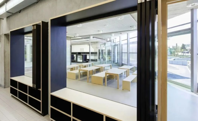 Taka muhimmi, kuskuren samun ruwa da na'urar albishin: Ka duba yadda za a iya amfani da PC Hollow Sheet don koma albishin nuna matawata.