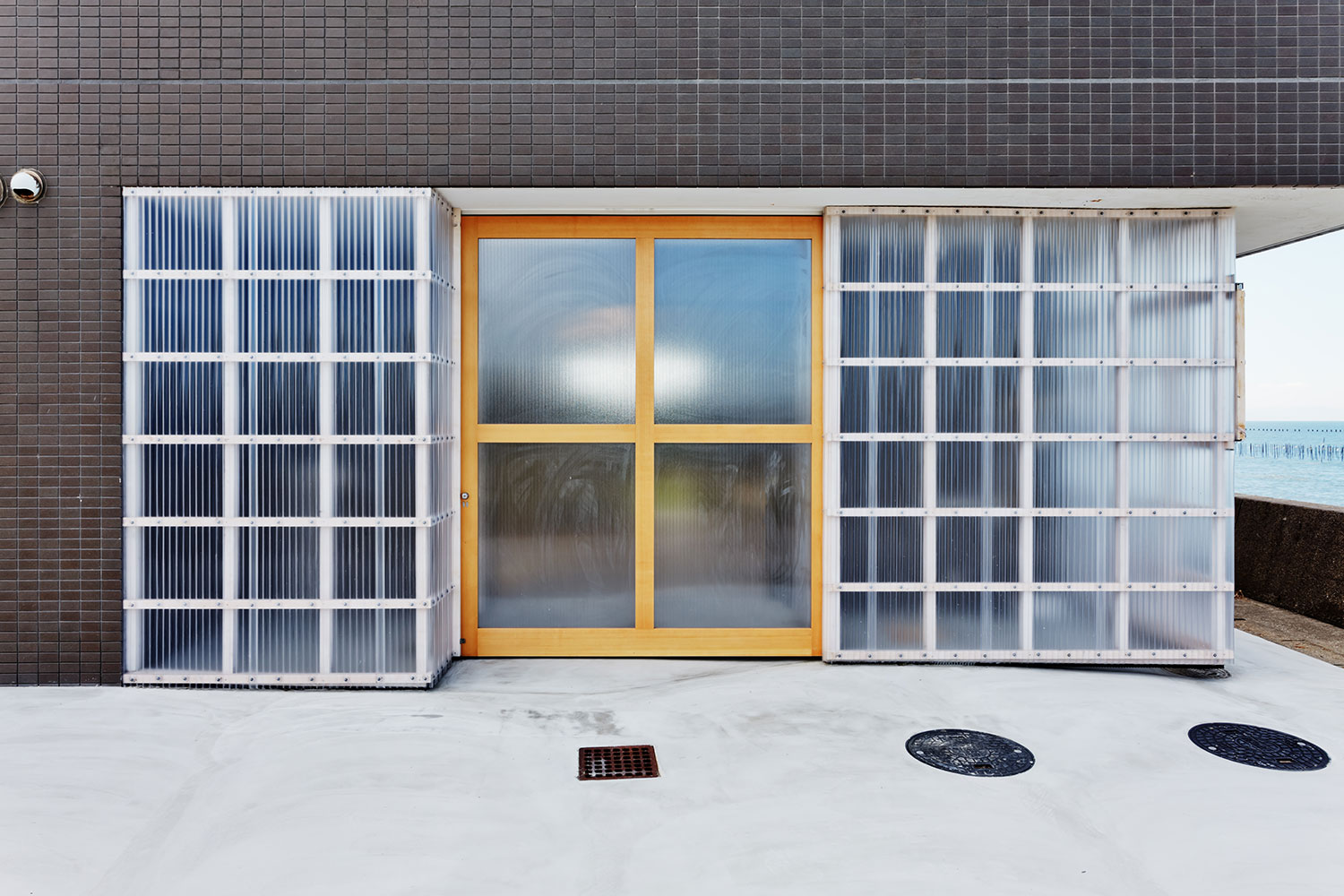 Optimized Supply-Demand Structure Pushes Polycarbonate Sheet Industry into a High-Quality Development Boom Cycle