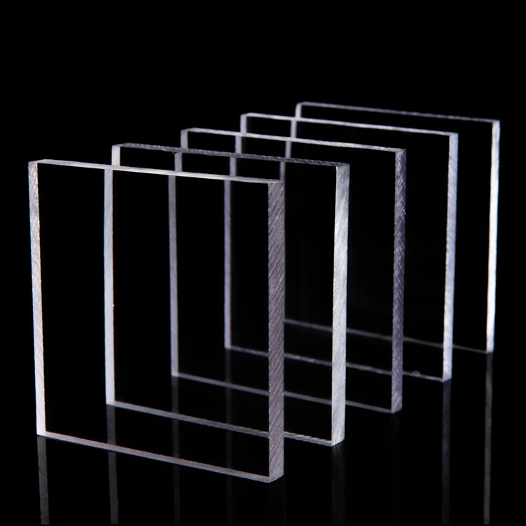 Maintaining the Clarity of Polycarbonate Sheet
