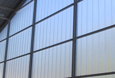 Pannelli in Policarbonato Antigraffio per una Bellezza Duratura