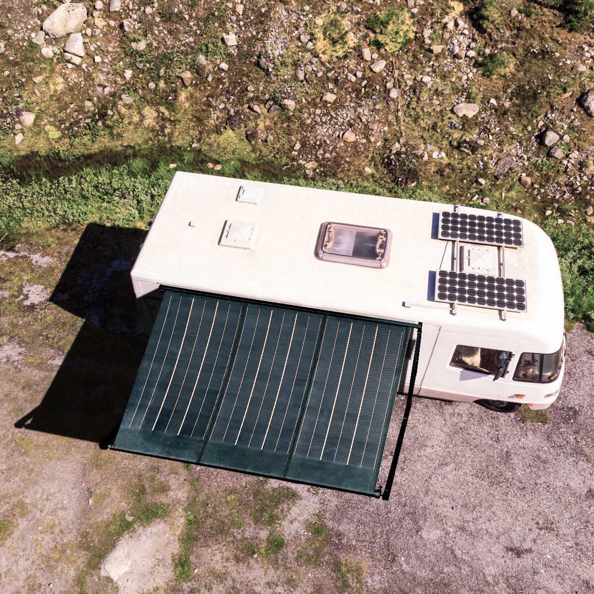 Auvent solaire flexible pour camping-car