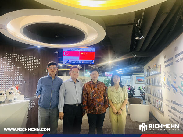 Singapore Clients Visited RICHMCHN Office