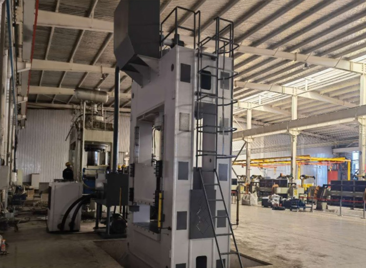 Frame stretching hydraulic press machine