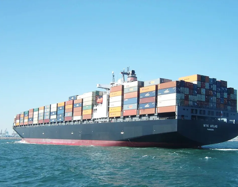 What are the advantages of using international express services for global shipping?