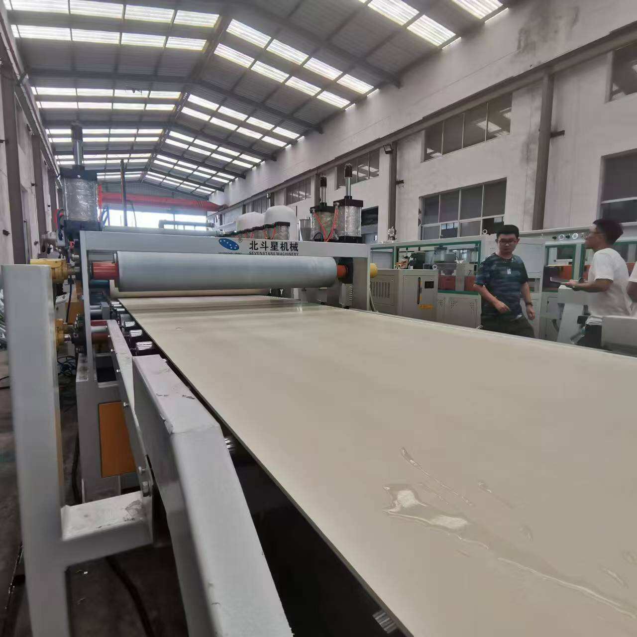 What Are the Latest Trends in Oxidized PE Wax Applications?