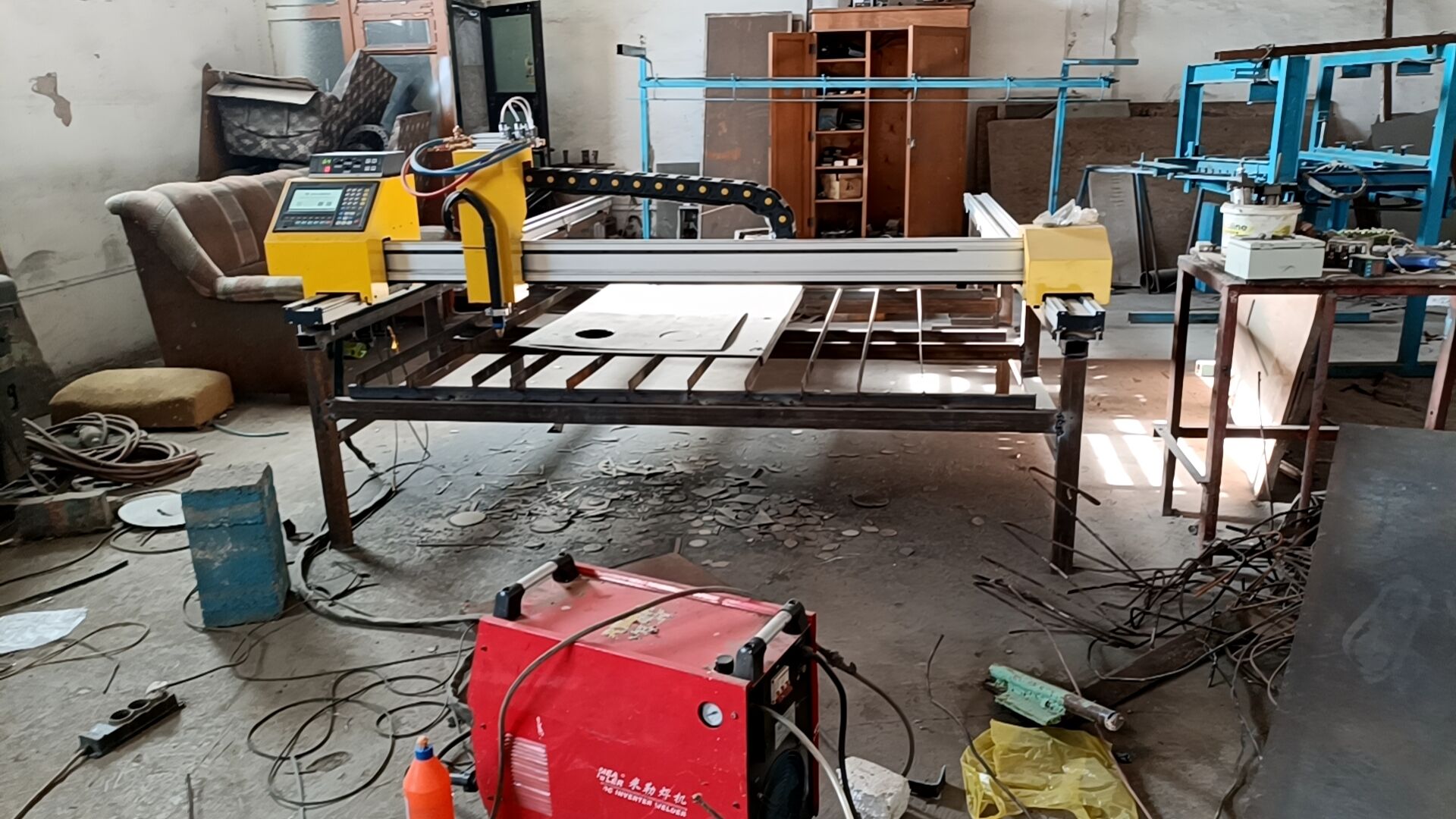 Zero-Emission Plasma Cutting Through Hybrid Gas Technology