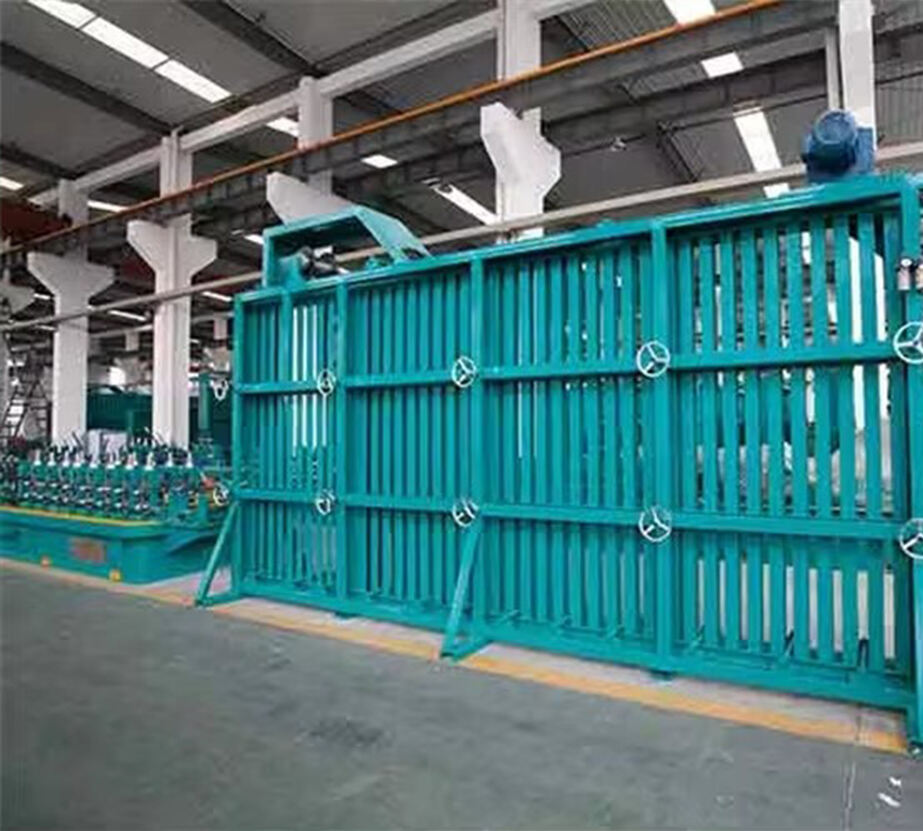 Full-Automatic-Construction-Industries-ERW-Pipe7.jpg