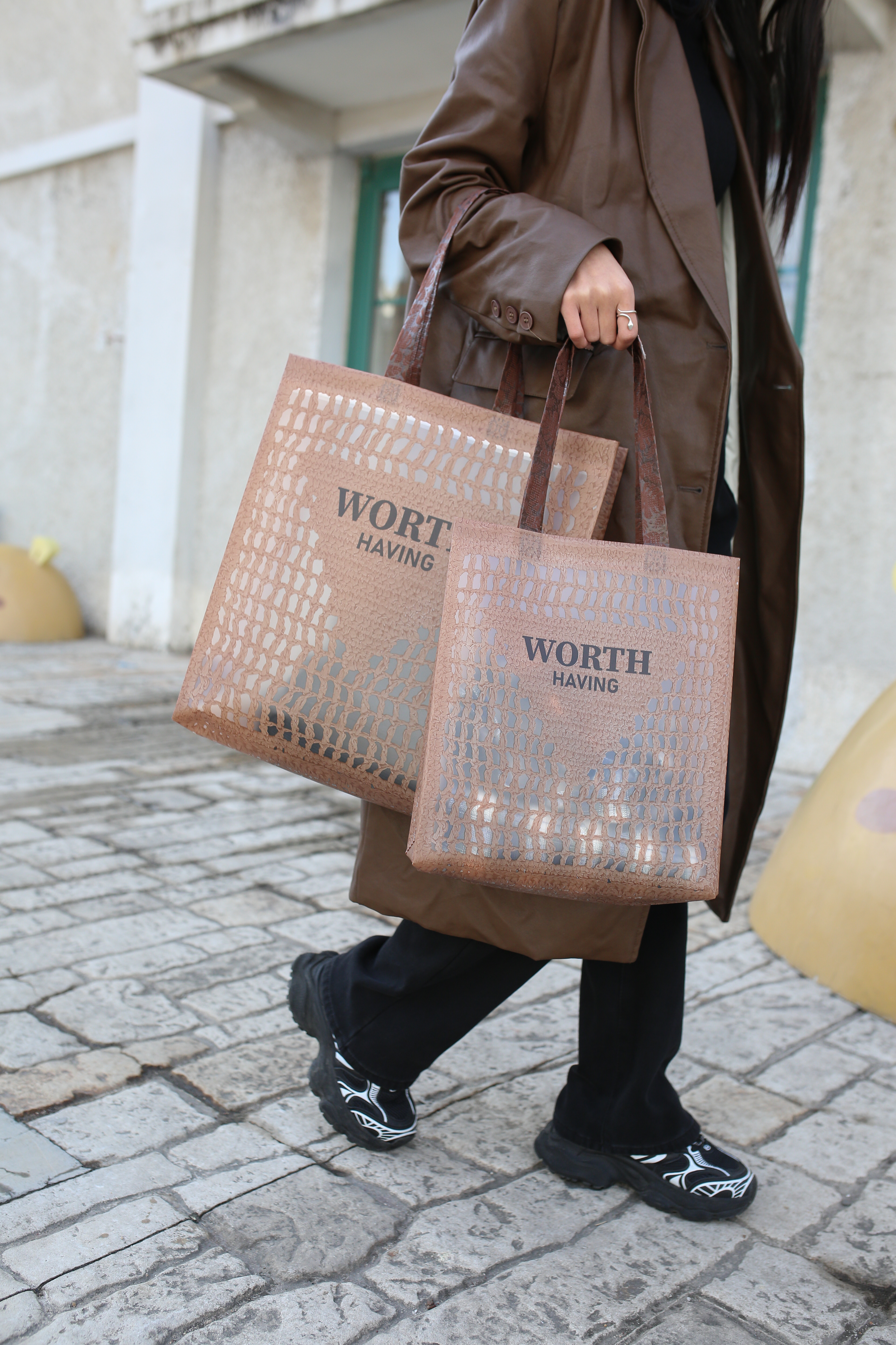 Plastic Shopping Tote Bag Coffee With Belts