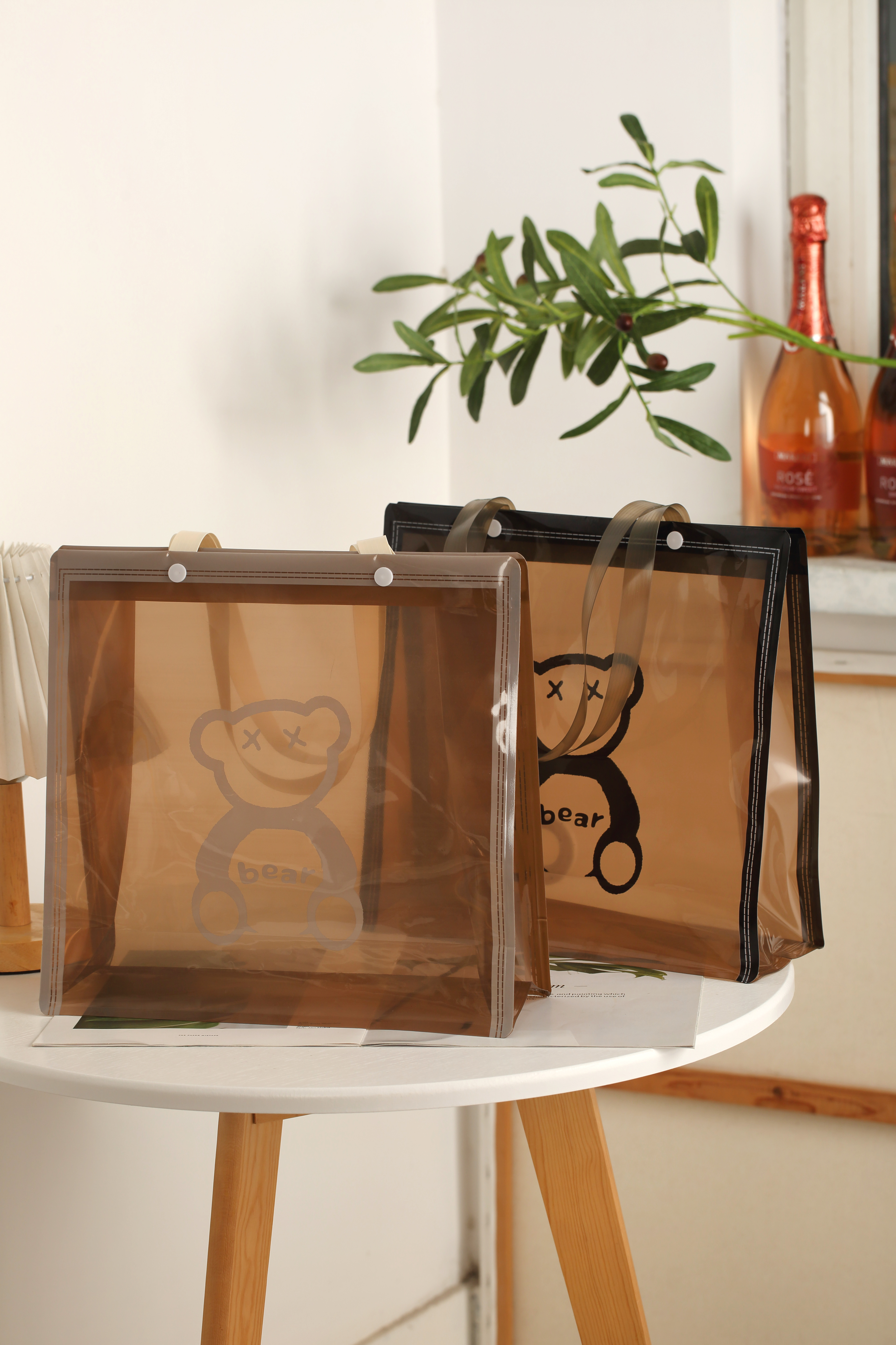 Standable Button Belt Gift Bag