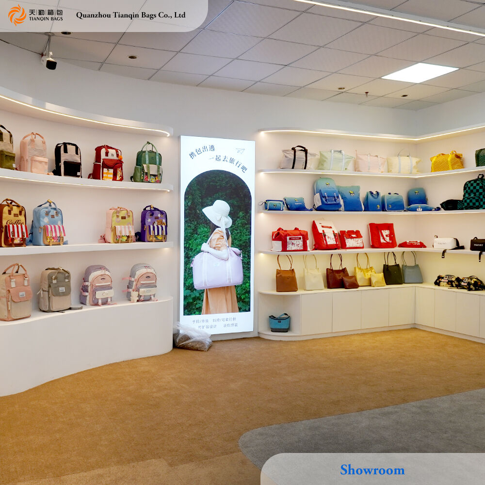 showroom2.jpg