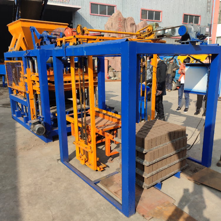 Najlepsi producenci maszyn do produkcji bloczków | Wysokiej jakości maszyny do wapniami i bloczkami betonowymi | Zaufani producenci