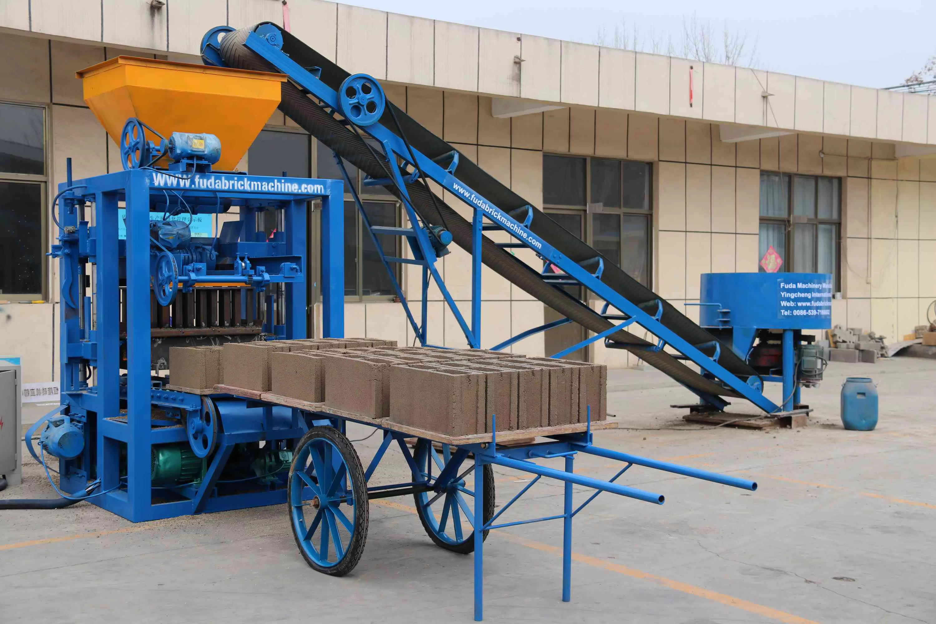 product qt4 24 block making machine semi automatic hollow hallow concrete cement interlock brick make machinery-2