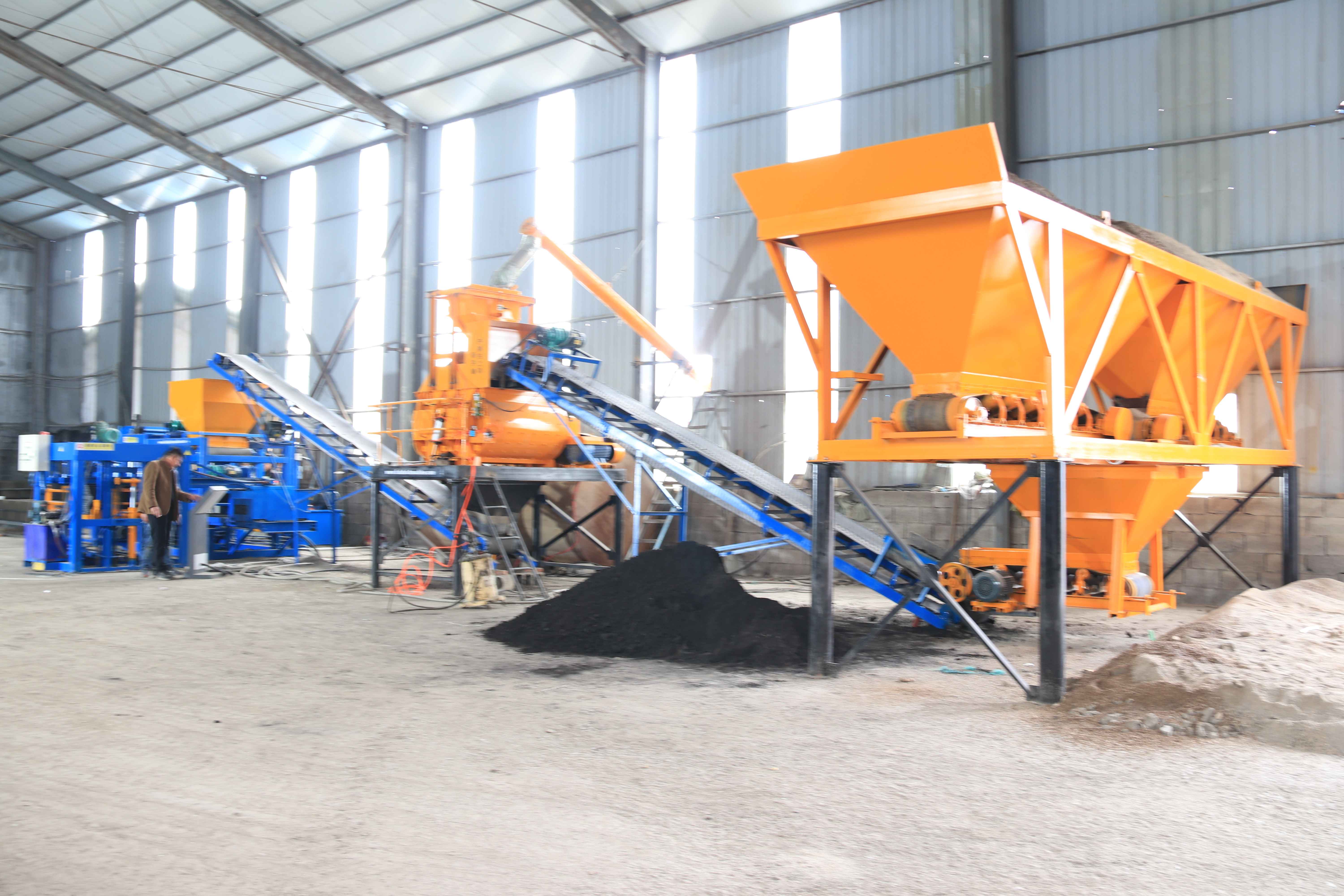 automatic block machine qt6-1558.jpg