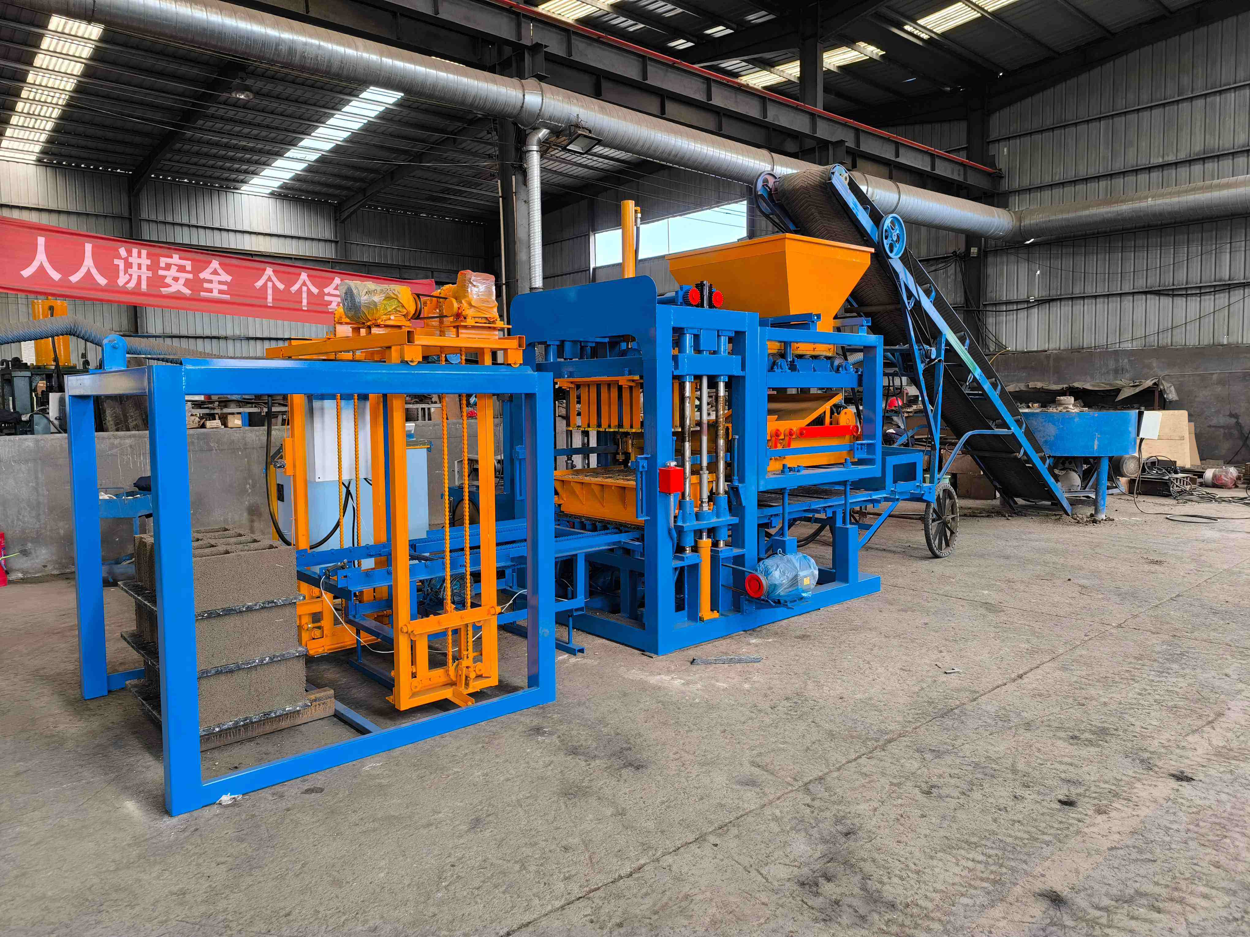 Списък с цени на автоматични машини за производство на тухли: Разумни цени за ефективно производство на висококачествени блокове