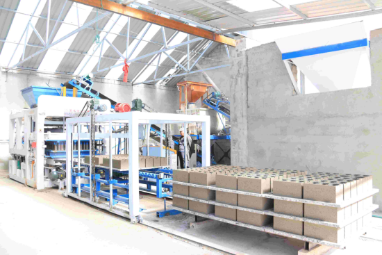 dây chuyền sản xuất gạch tự động hoàn toàn qt10-15