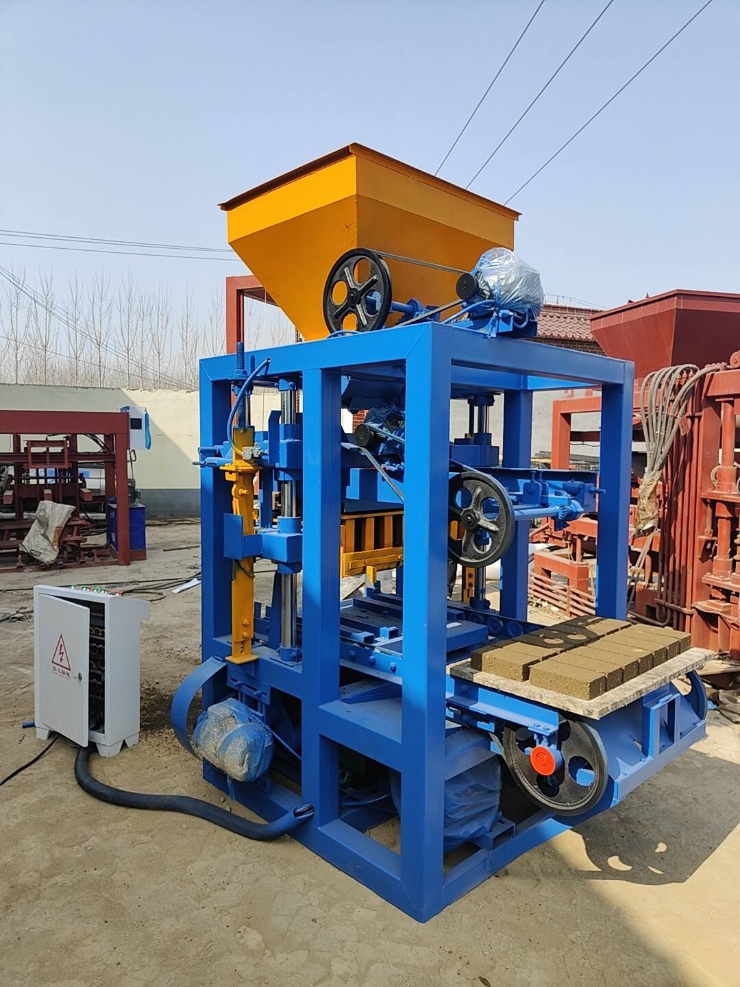 Fly Ash Bricks Machine Price – Affordable & High-Performance