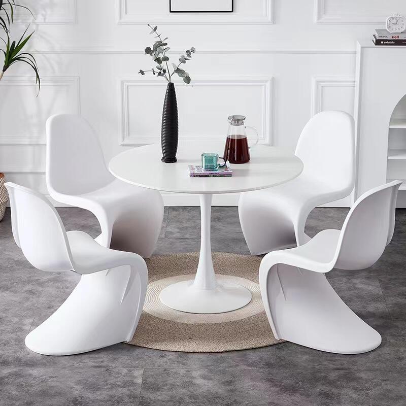 Nordic Modern Coffee and Dining Table Simple Small Round Design Plastic Home Furniture for Living Room Use