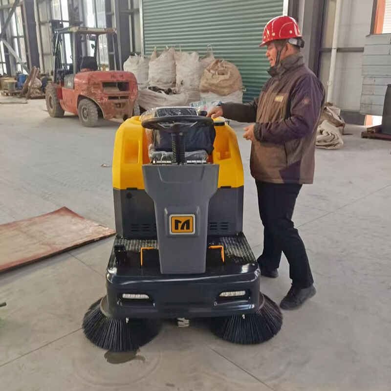 How to Choose the Best Ride-On Floor Sweeper for Your Business Needs