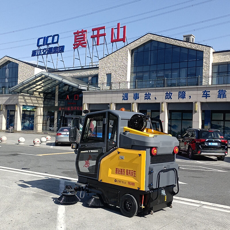 What Are the Benefits of Investing in a Commercial Hardfloor Sweeper?