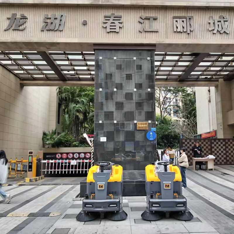 What Makes a Commercial Riding Floor Sweeper Essential for Large Spaces?