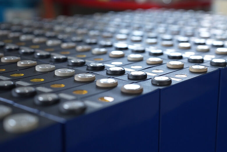 5 Mingnuo lithium batteries.jpg