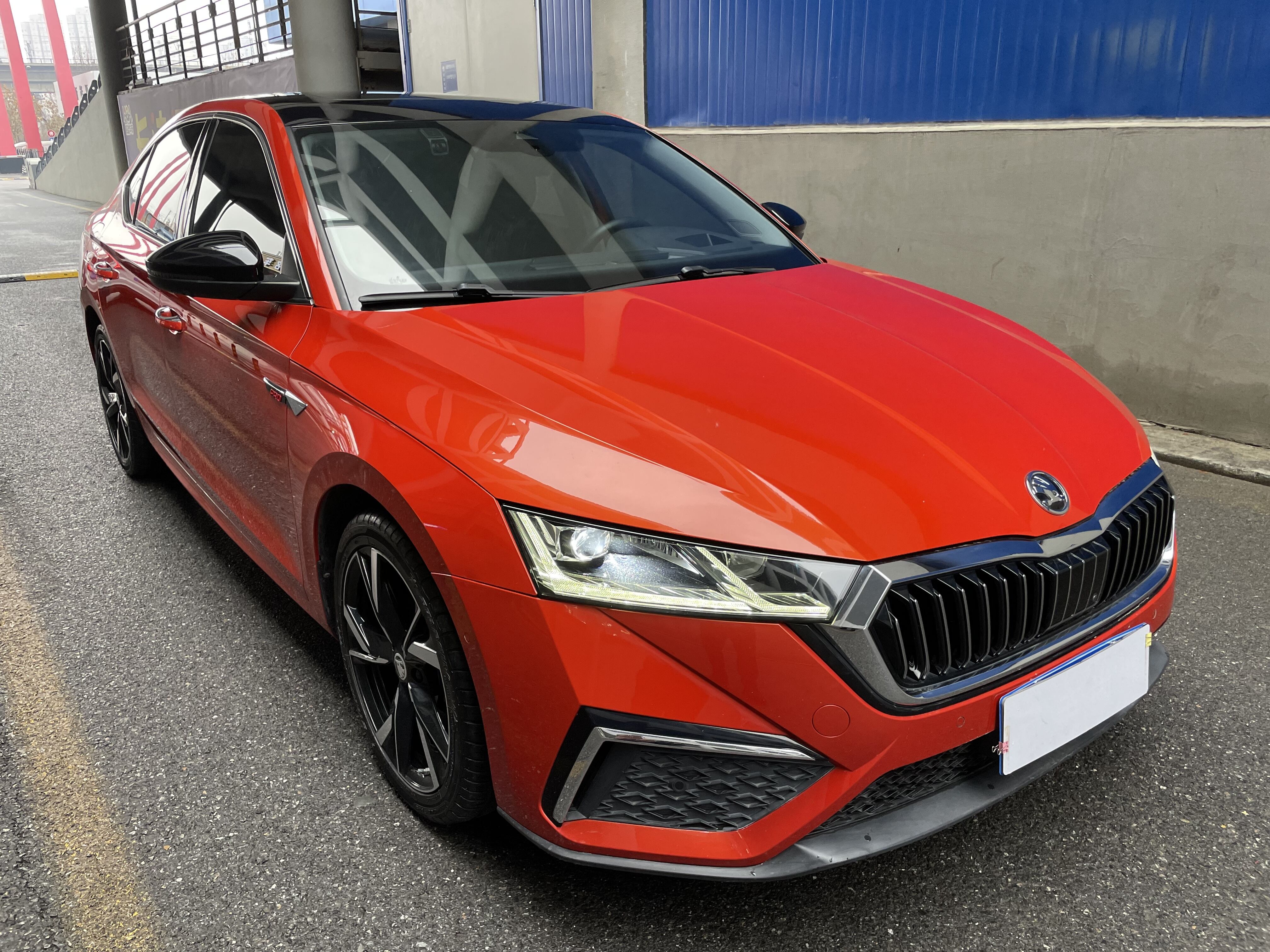 Premier Gebruikte Motors vir Globale Markte