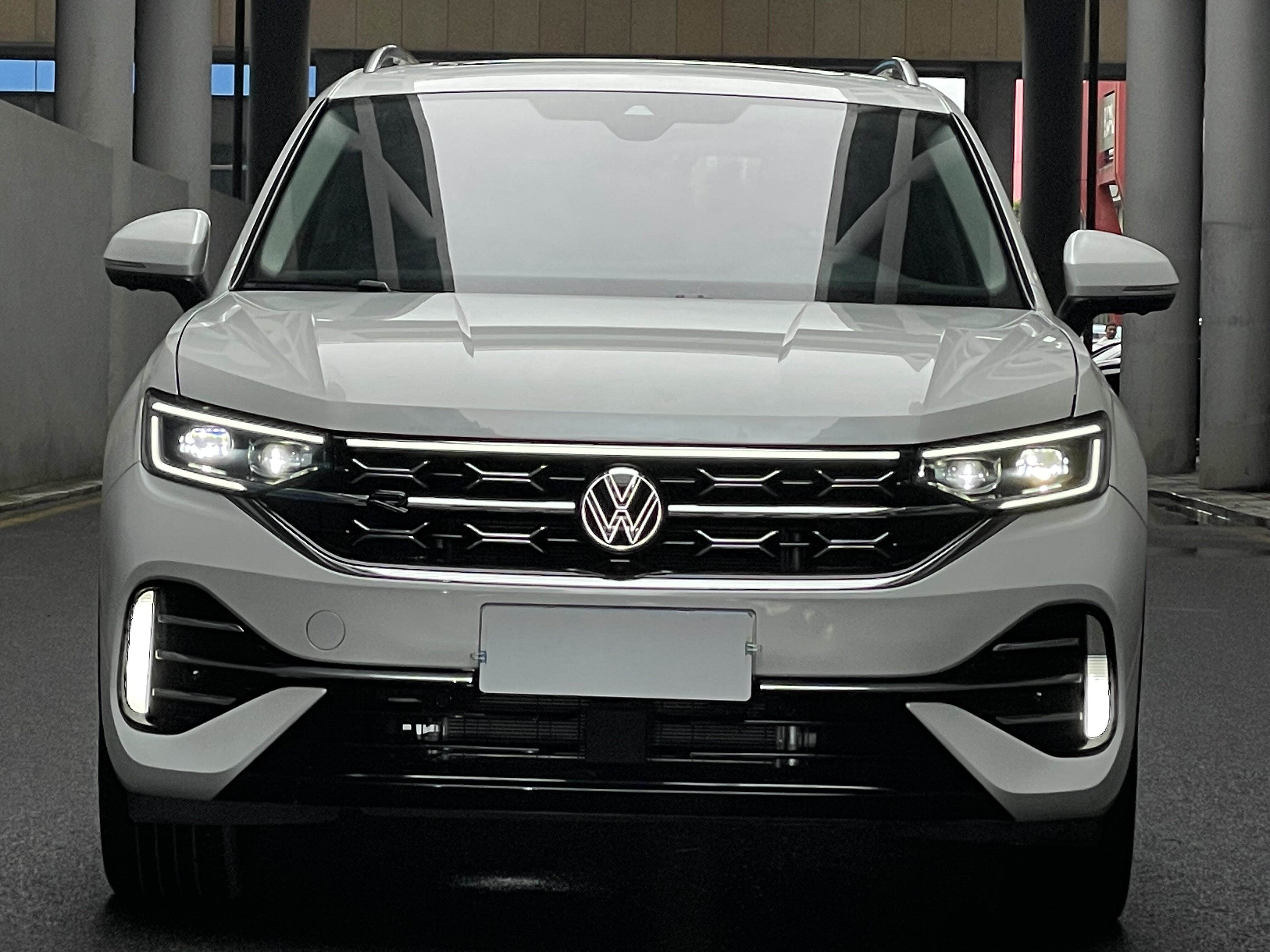 Extensive Experience in the Automotive Industry
