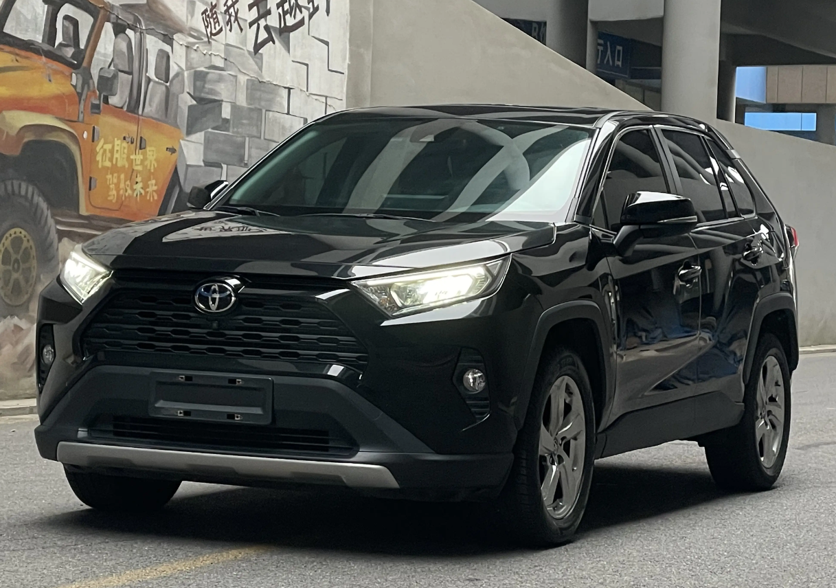 Apakah Saya Bisa Membeli Mobil Baru dan Bekas dari Pemasok yang Sama?
