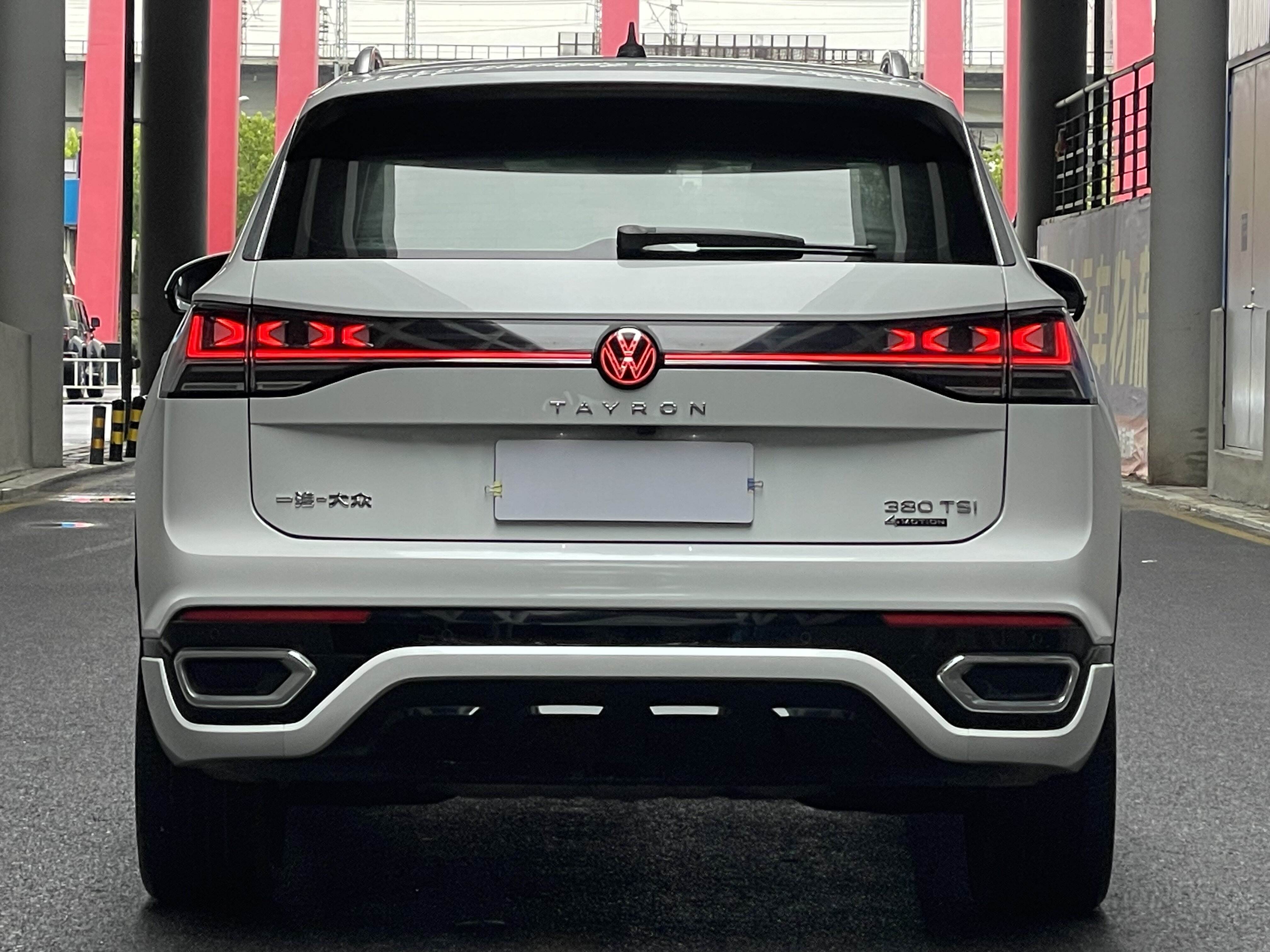 Reliable Used Gasoline Cars Exporter for Global Markets
