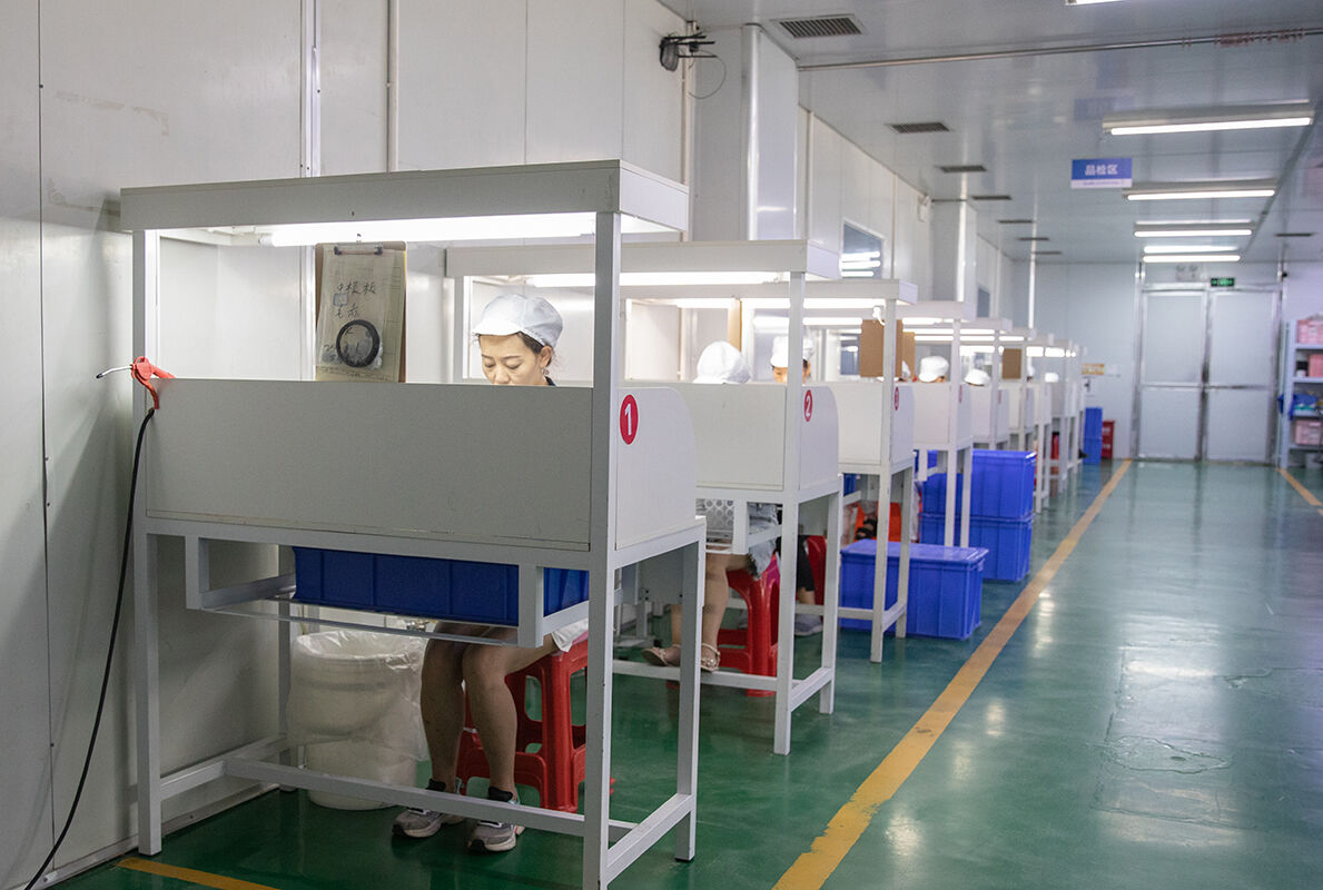 Lze použít výrobu podle vlastního silikonového tvaru pro malosériovou výrobu?