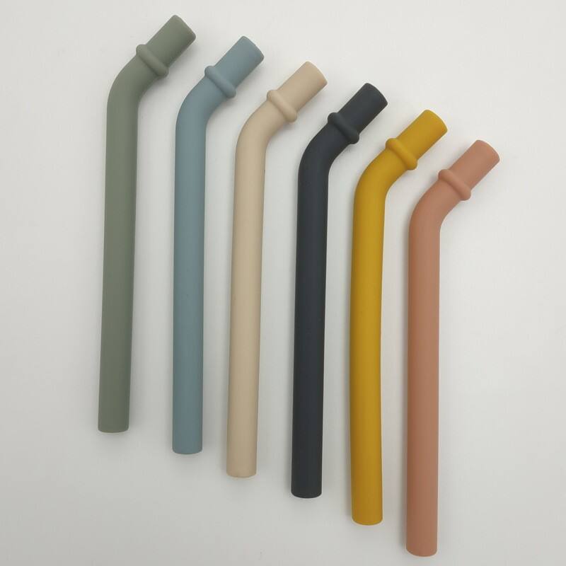 Jsou silikonová brčka bezpečná pro děti?