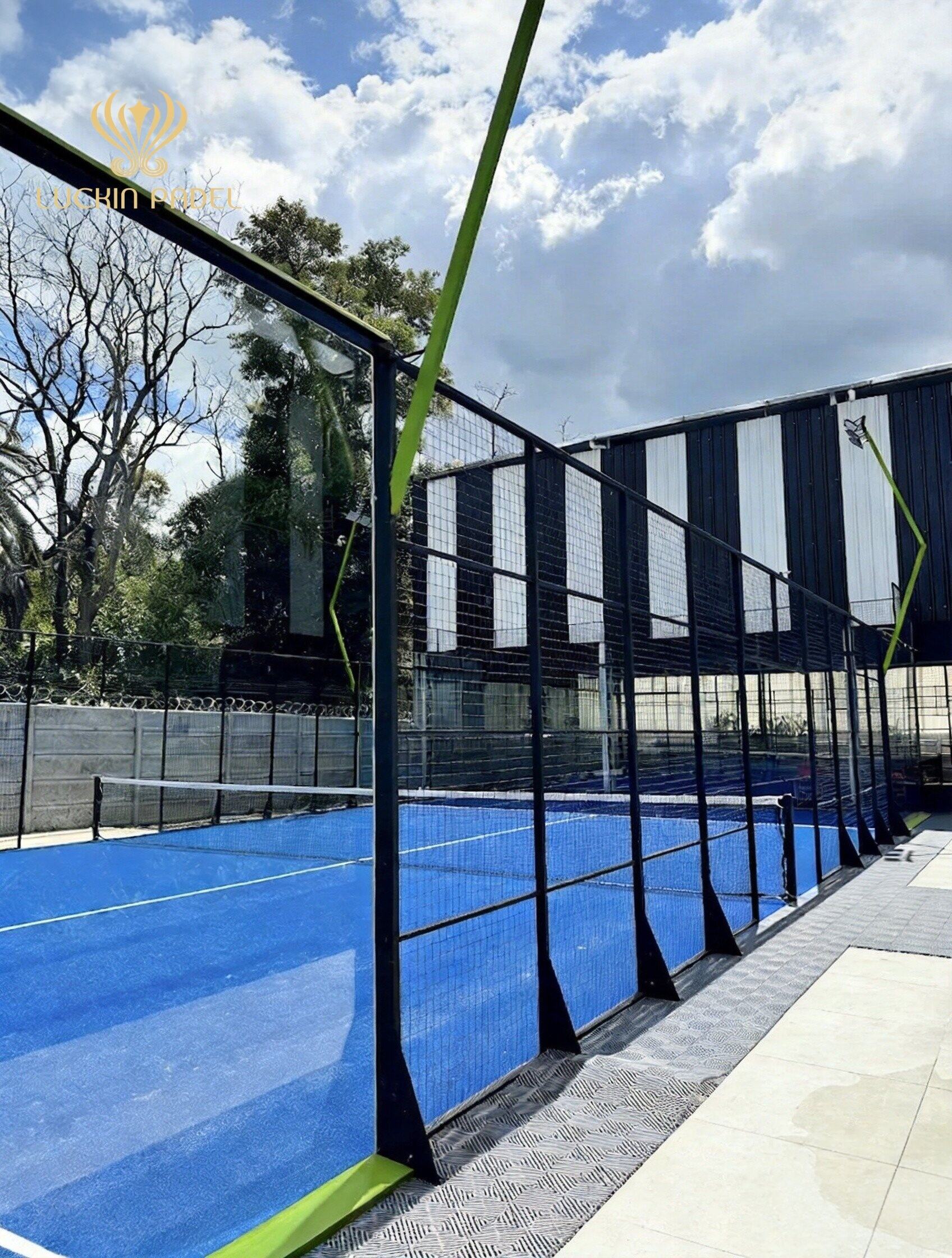 Bagaimana pabrik lapangan padel mengendalikan kualitas produk