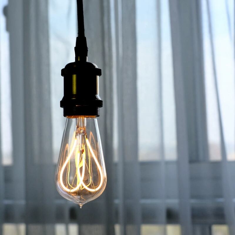 ST19 Pointed Heart Vintage Edison LED Bulb Warm Light for Decor