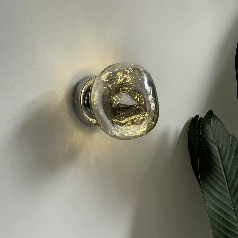 Tradičná ručne fúkaná chromovaná sklenená kreatívna stenová lampa v tvare prírodného lávového kamena pre hotel, reštauráciu, obývačku, ložnicu, chodbu, chodbu a dekoratívnu stenu