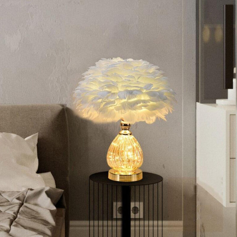 Advanced and Luxurious LED Feather Glass Base Live Broadcast Room Table Lamp