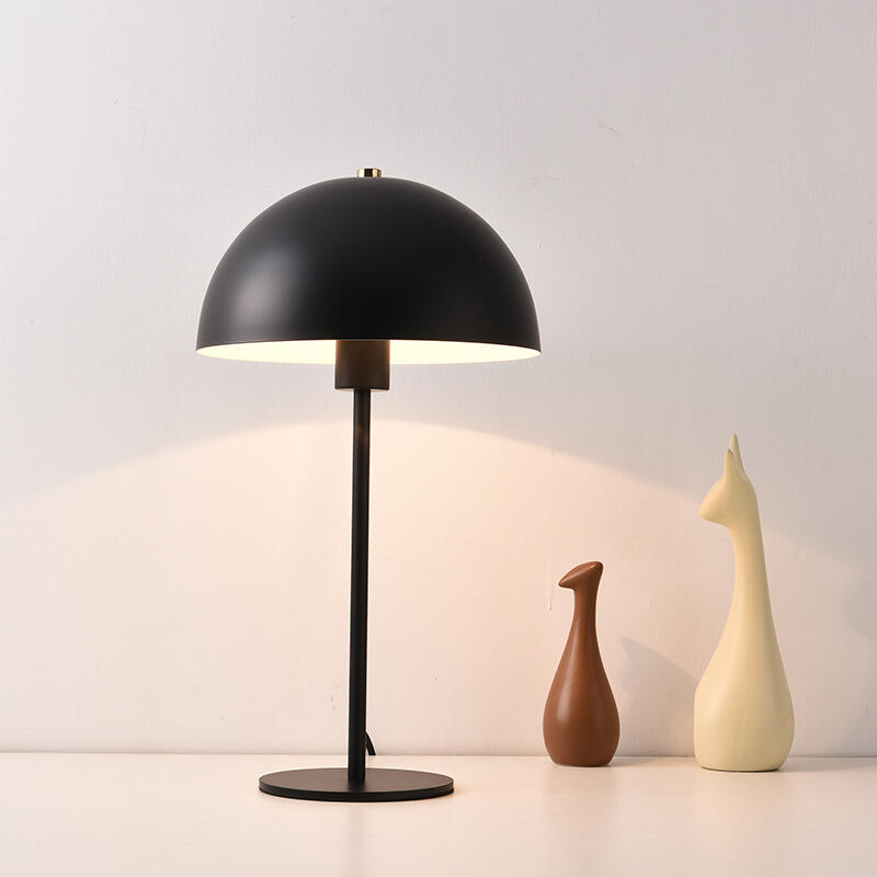 Modern Mushroom Shade Bedroom Creative Wrought Iron LED Black White Table Lamp