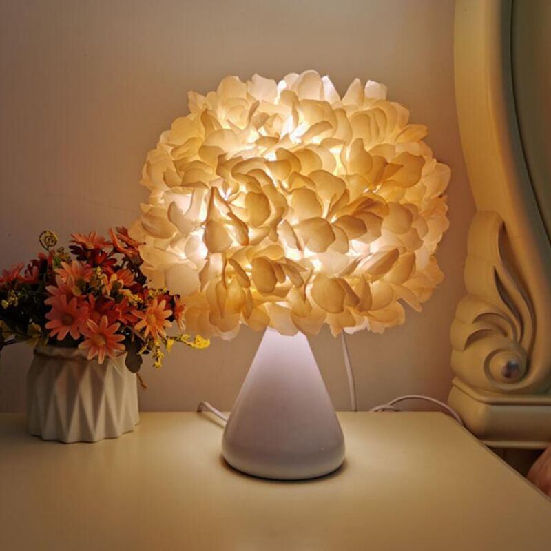 European Bedroom Romantic Colored Rose Simulation Flower LED Ceramic Desk Lamp