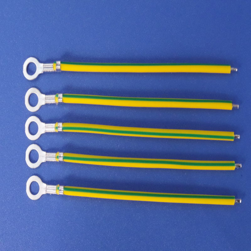 Yellow-Green na Ground Wire na may Φ4.2mm na Ring Terminal para sa Ligtas na Grounding ng Lampara