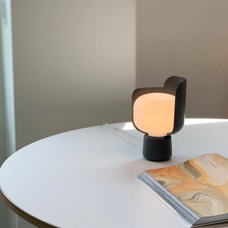 Modern Color Rotating Petal Living Room Bedroom LED Decorative Bedside Desk Lamp