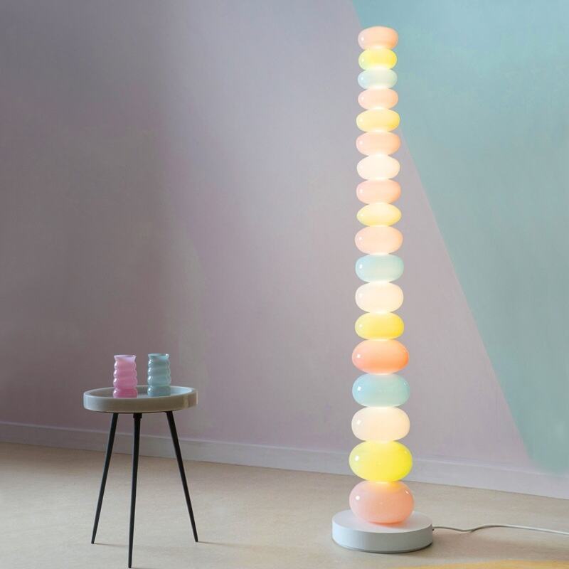 Бојлива LED подна лампа во форма на бонбони со метално стакло и нозен прекинувач за украсување на домот