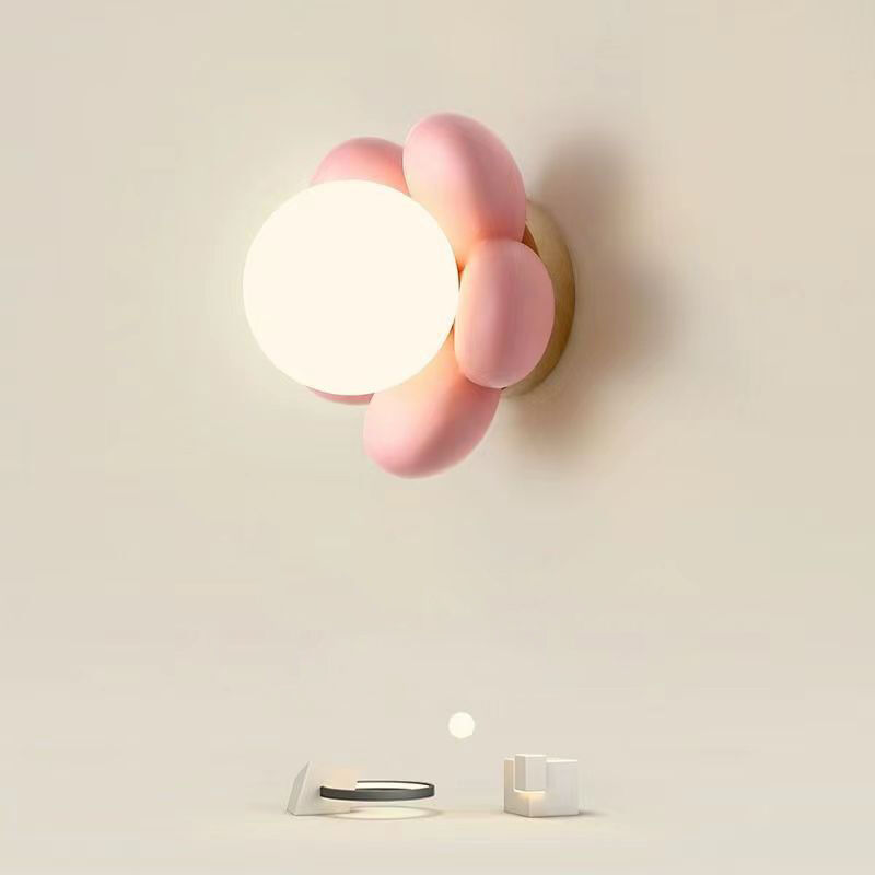 Მოდერნული კედლის ლამპა საძინებლისთვის, რეზინის მასალის თბილა თეთრი LED განათება კორიდორის, სოფას უკანა ფონისთვის