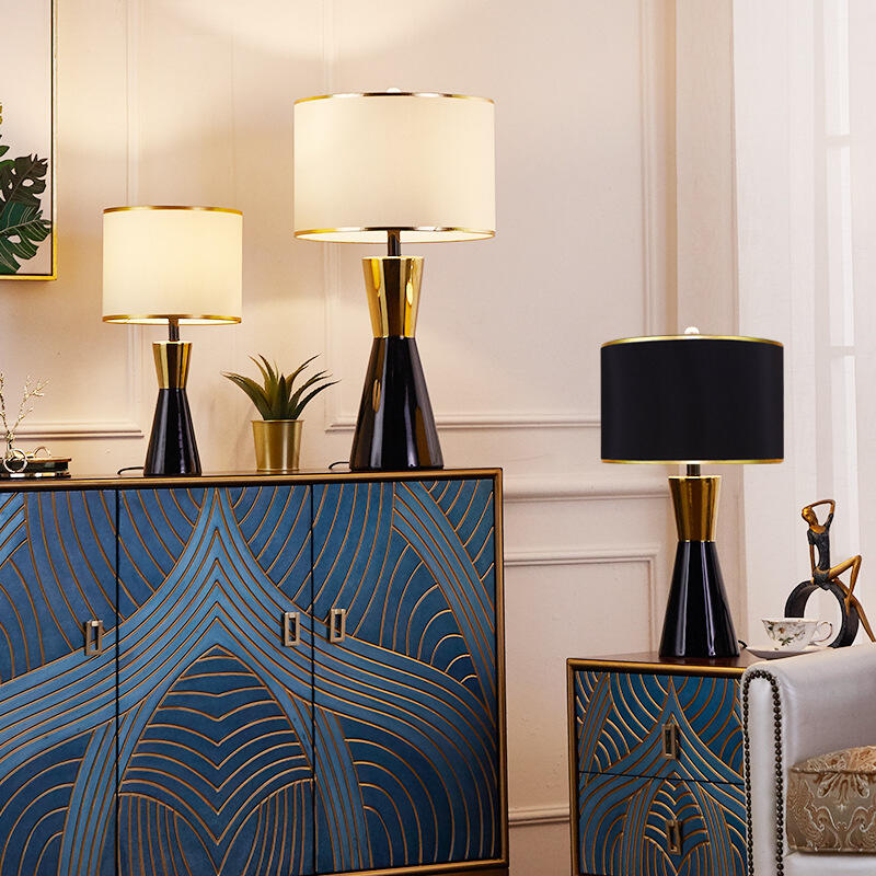 Modern Luxury Black and White Ceramic Base Fabric Lampshade Bedroom Desk Lamp