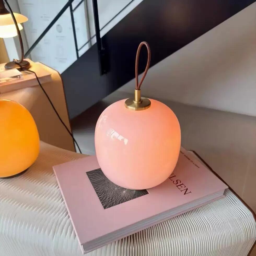 What Features to Look for in Wholesale Cordless Table Lamps?