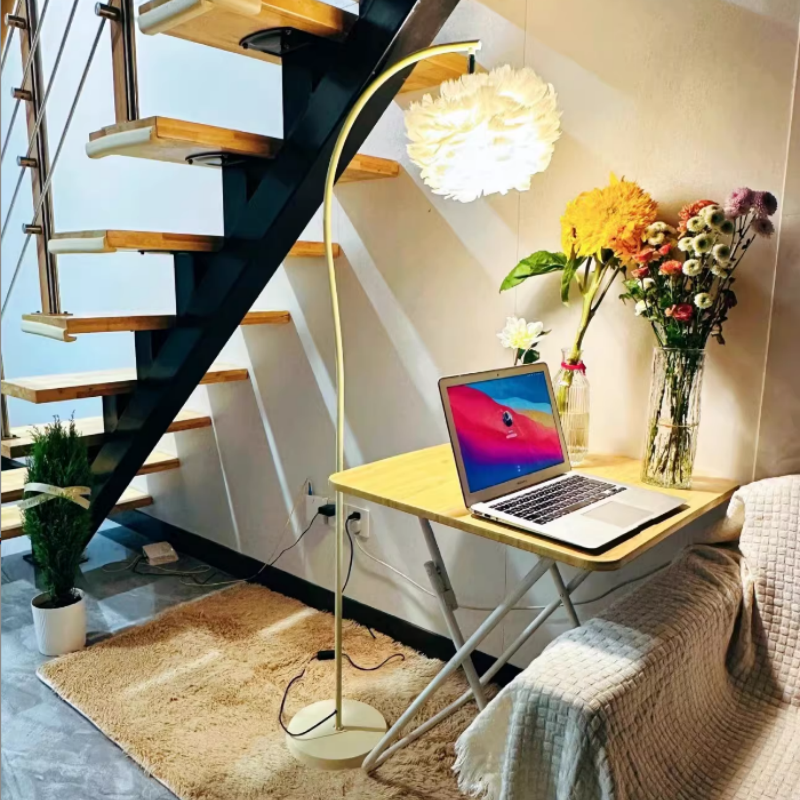 Curved Stem Flower Feather Iron LED Floor Lamp for Living Room Bedroom Sofa Side Decor