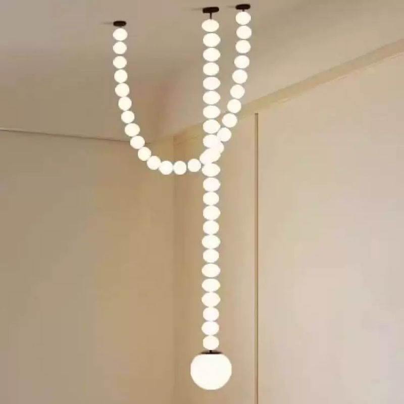 Nyaklánc-forma nappali díszítő LED-gömbcsillár modern szállodafolyosóhoz, étterembe vagy fogadóterembe