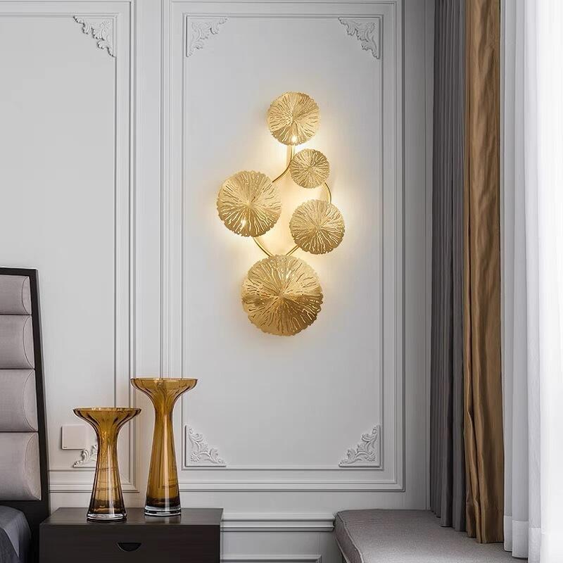 Moderne luxuriöse dekorative Wandlampe in Lotusblatt-Optik, Gehäuse aus Edelstahl, goldene LED-Leuchtmittel