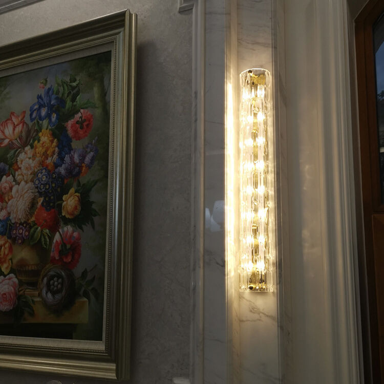 Luxury Brass & Glass Lighting Long Vertical Crystal Decorative Wall Lamp for Living Room Bedroom Hotel